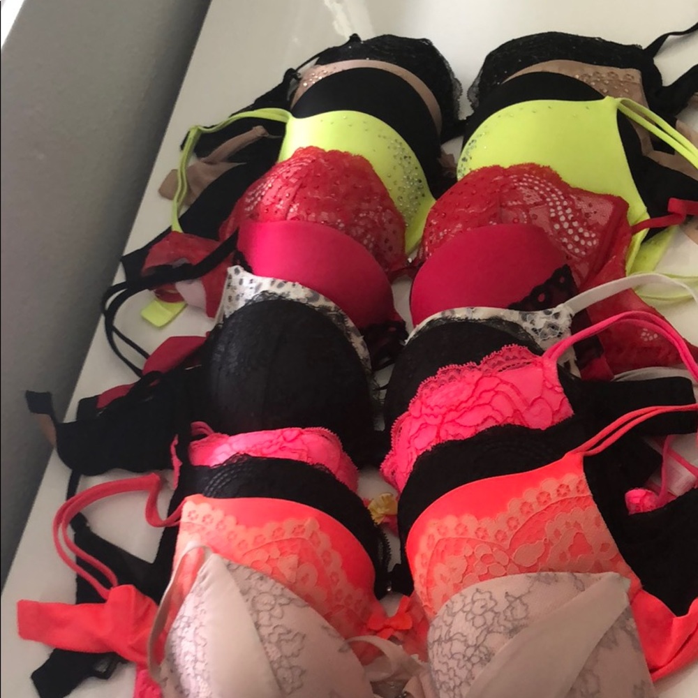 Victoria’s secret bra 32C lot